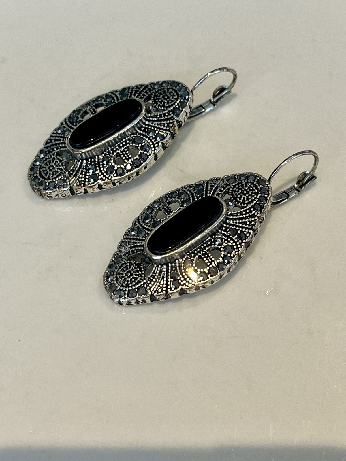  NIGHT MOVES EARRINGS IN SILVER WITH BLACK AGATE & MARCASITE