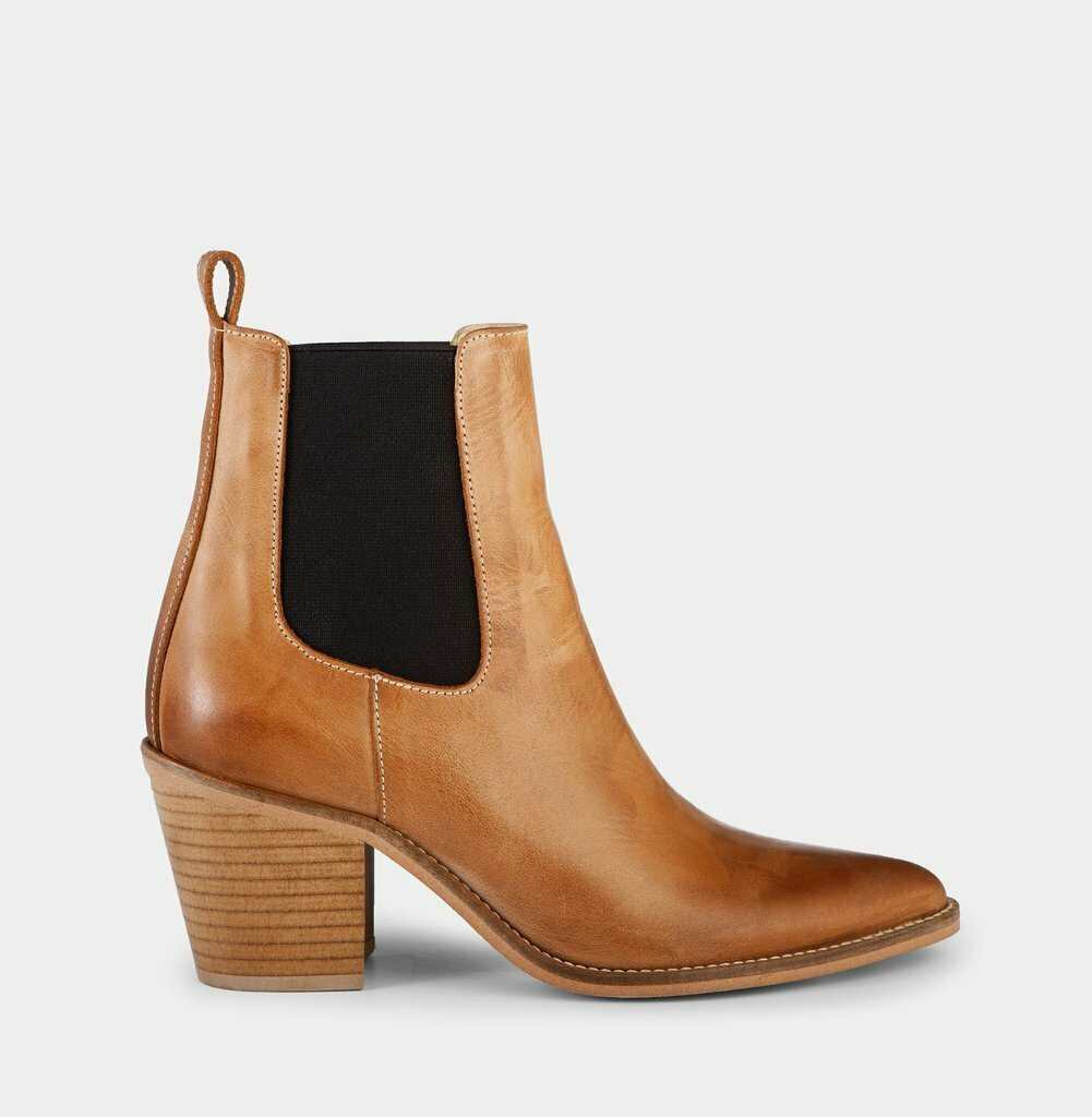 IVYLEE COPENHAGEN Celine Escuvado dark tan natural sole