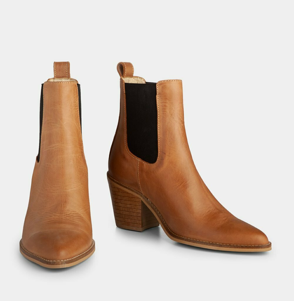 IVYLEE COPENHAGEN Celine Escuvado dark tan natural sole