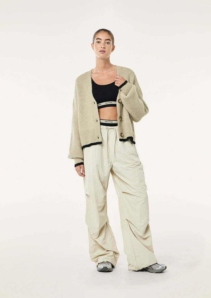 ILLUMINATE KNIT IN BISCUIT