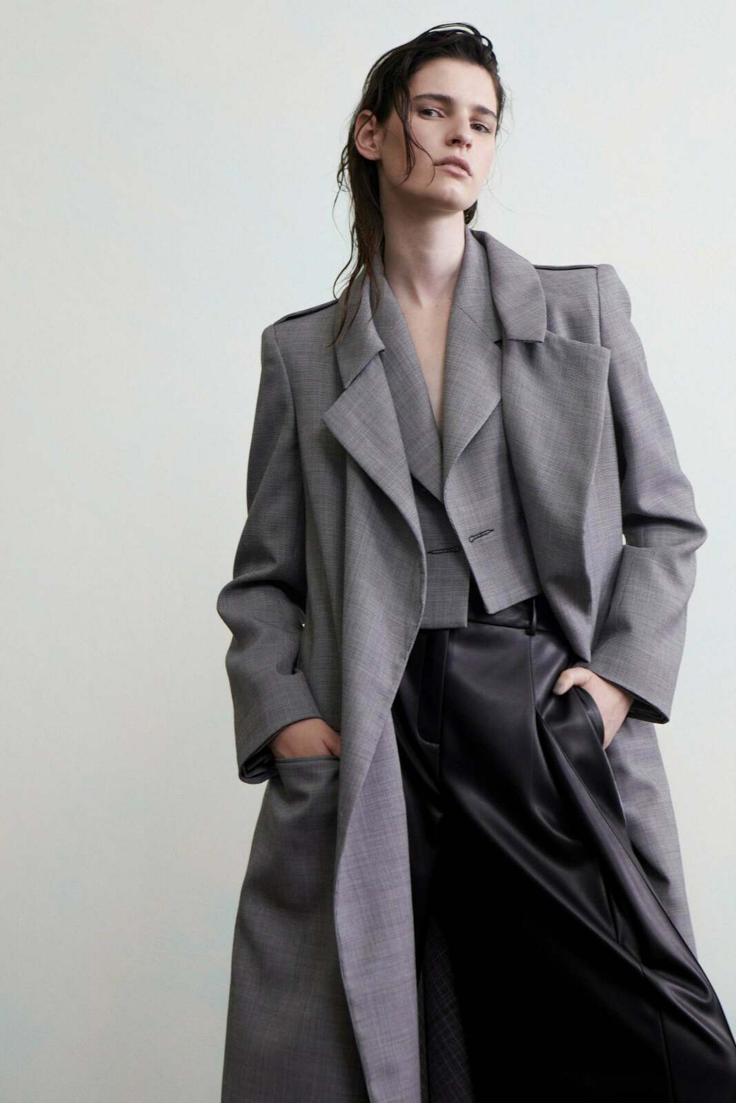 GREY PEPPERED WOOL SAVOY COAT