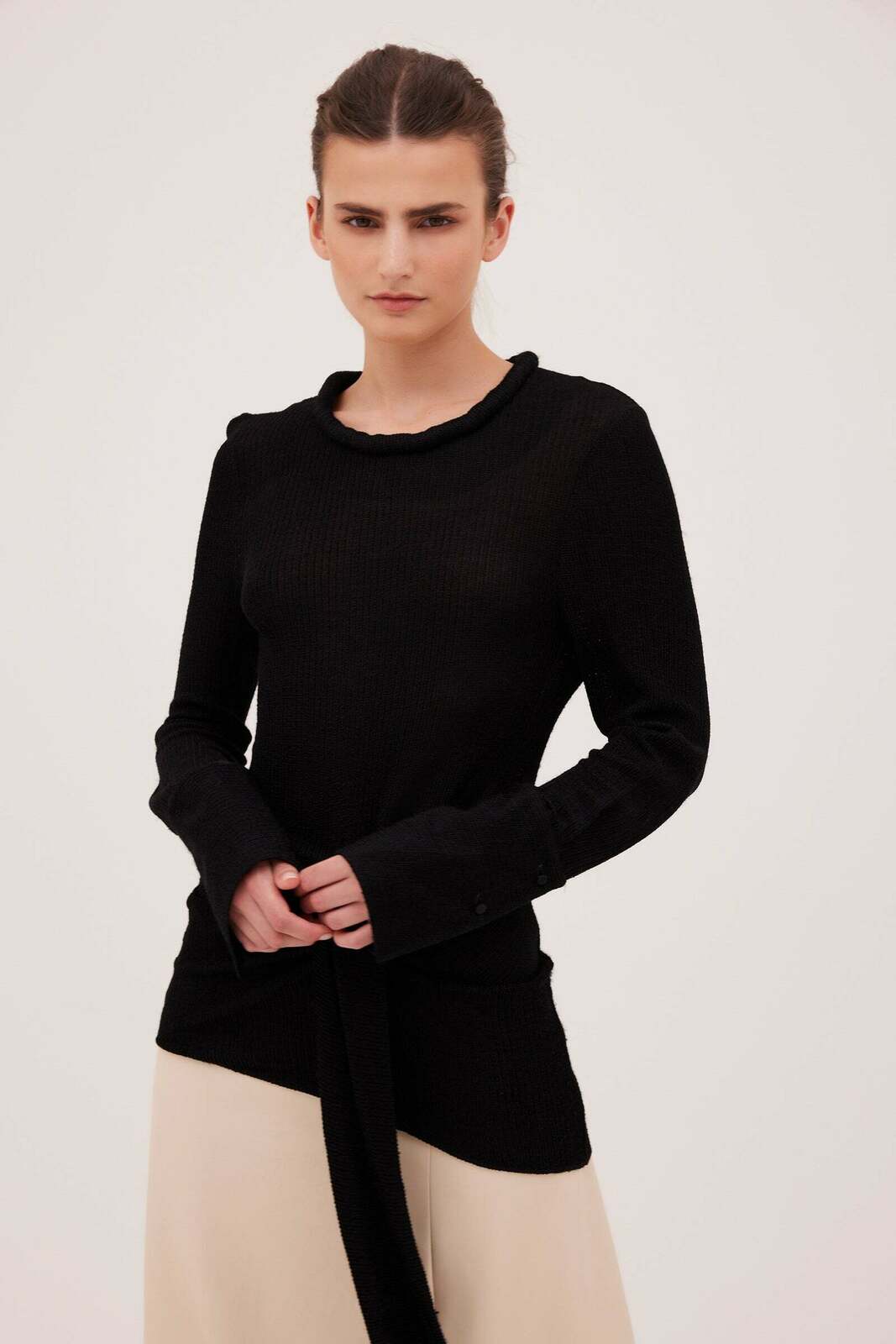 BLACK TEXTURE JERSEY SUBJECT TOP