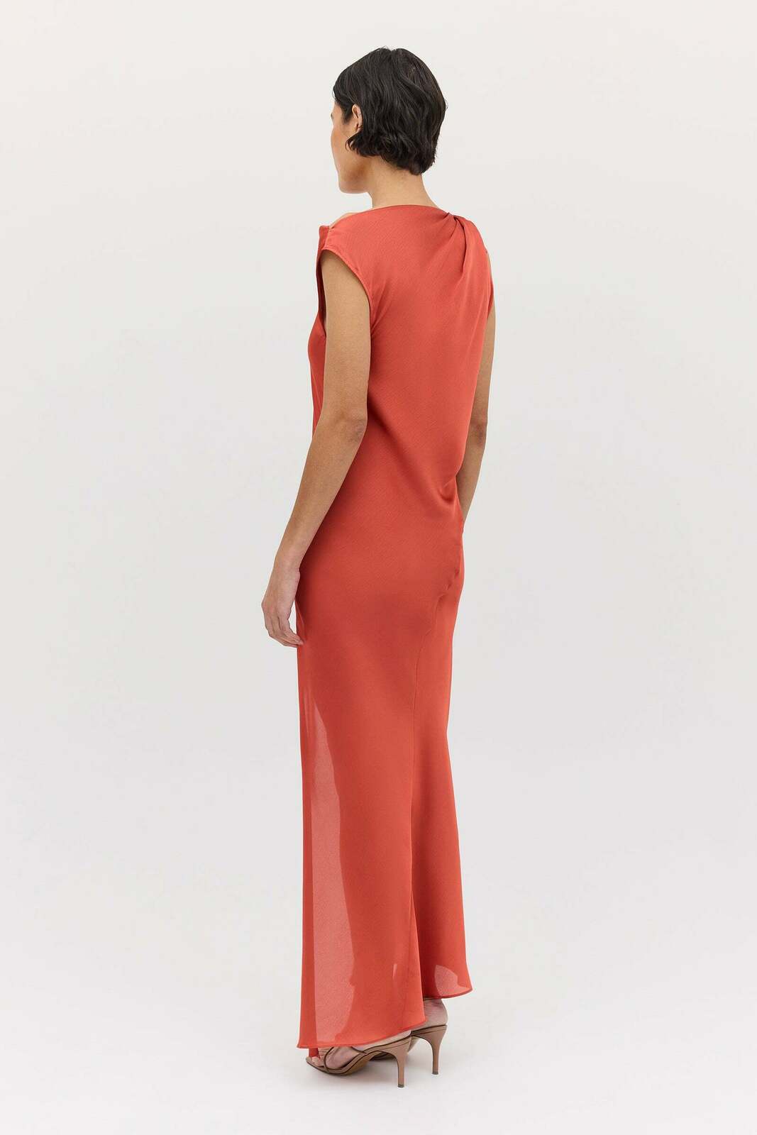 CORAL CHIFFON FORM DRESS