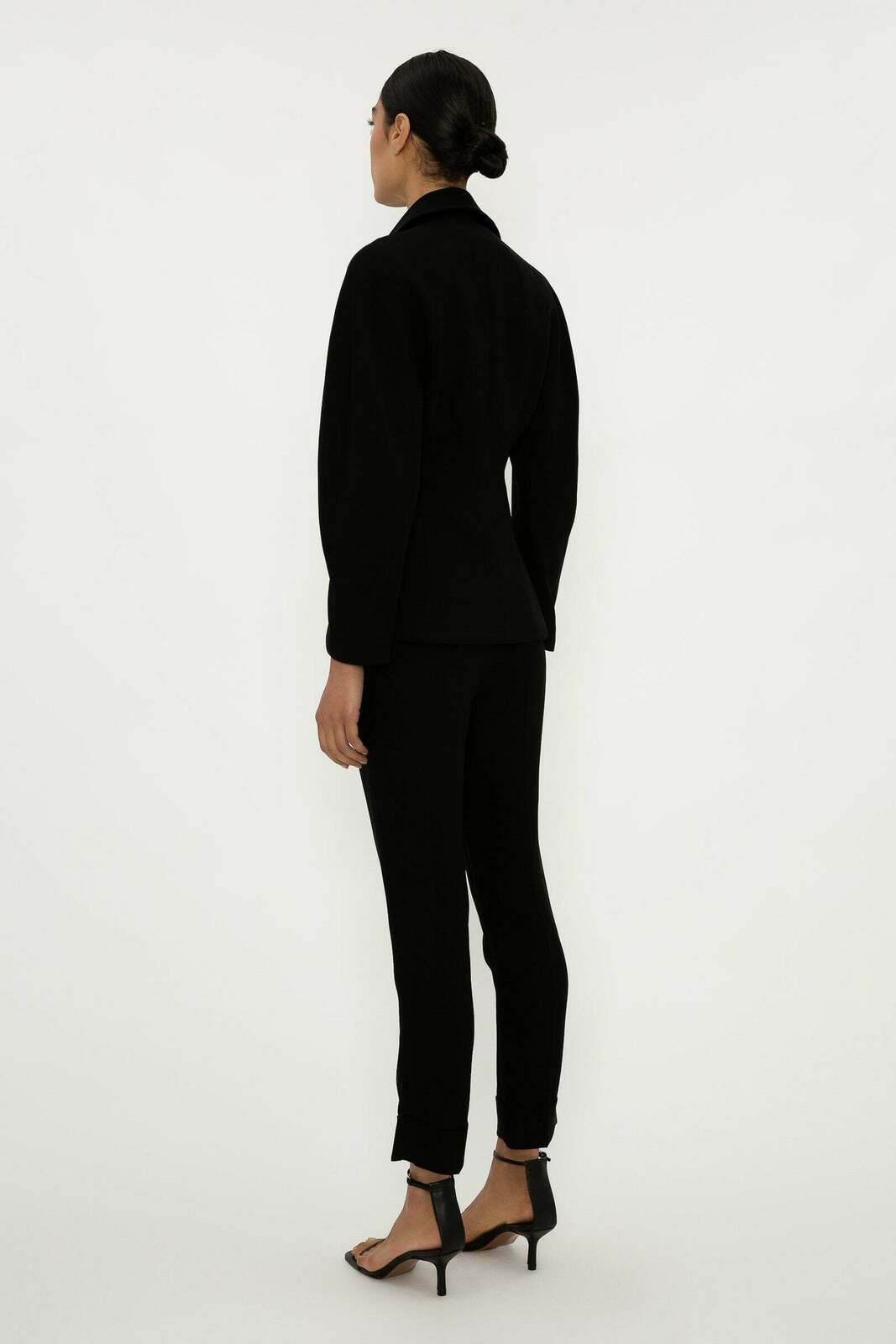 BLACK CREPE ENCOMPASS JACKET