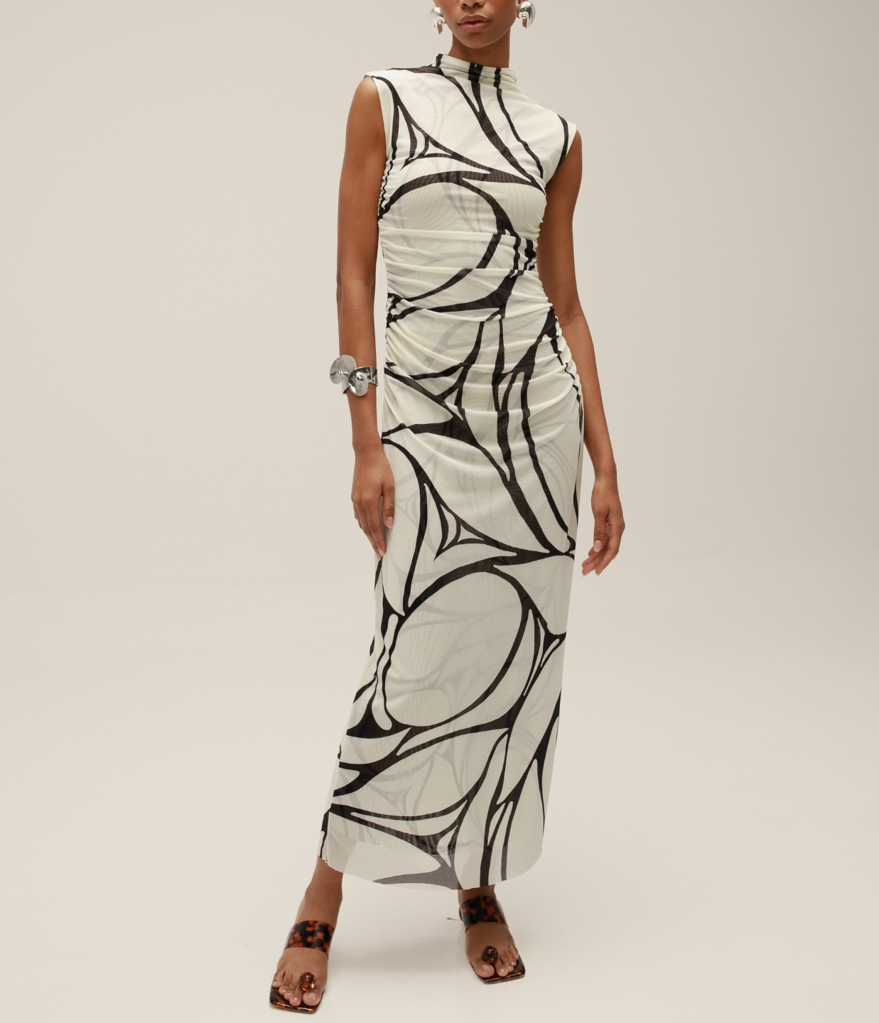 Alma Dress in Black and White