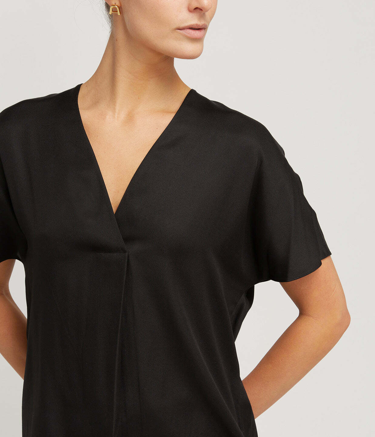 Short Sleeve Silk Blouse in Black