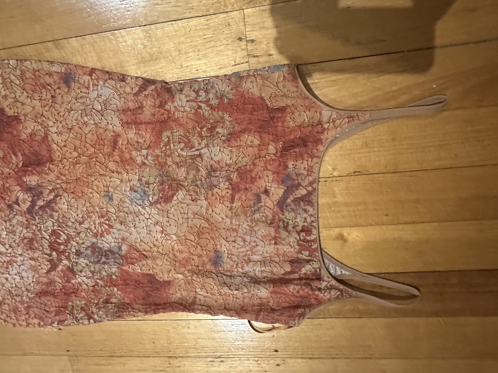 Fun dress size 14, as new condition.