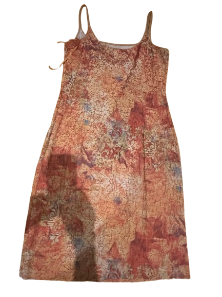 Fun dress size 14, as new condition.