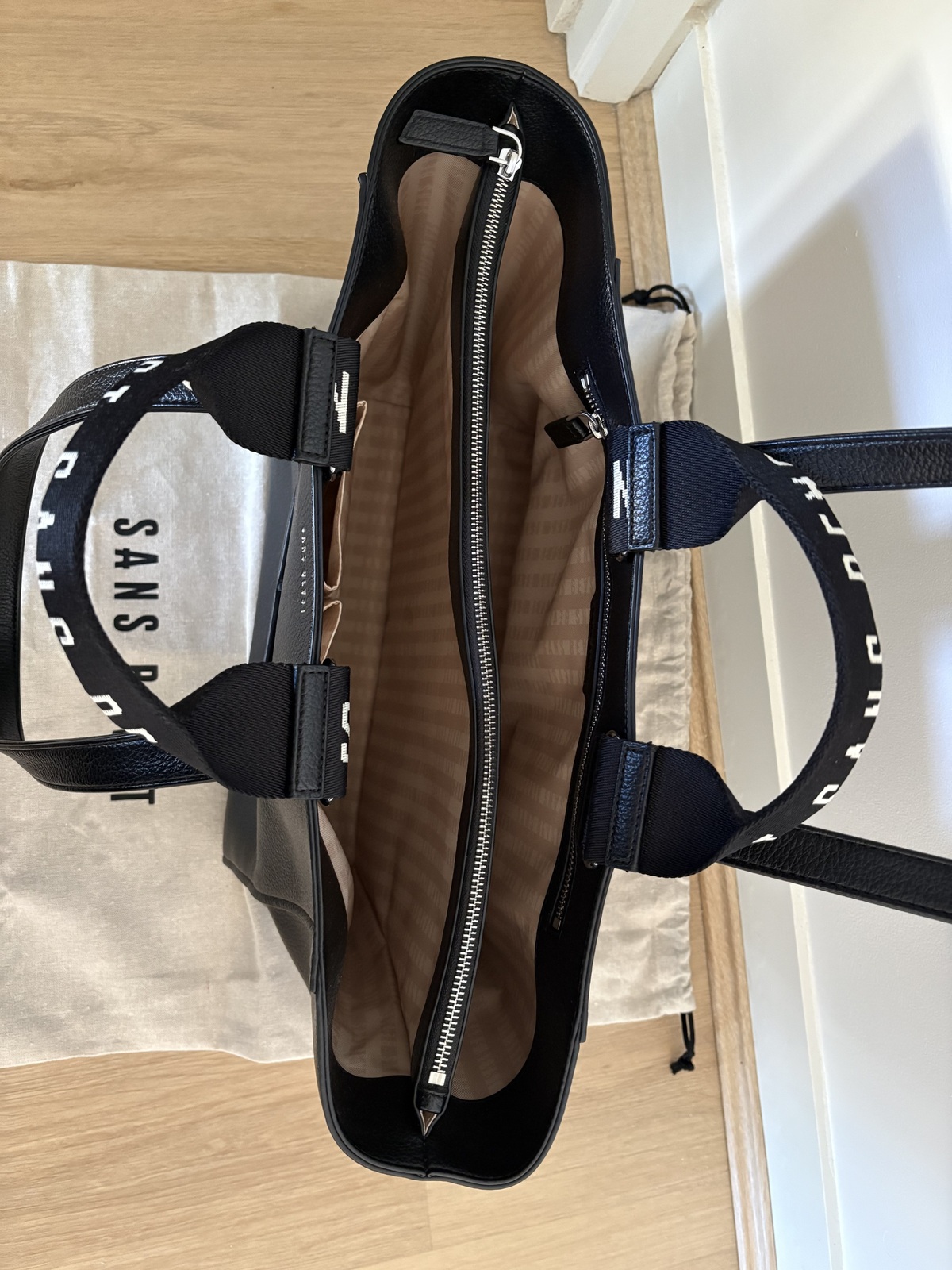 Archive Tote - Noir + Silver