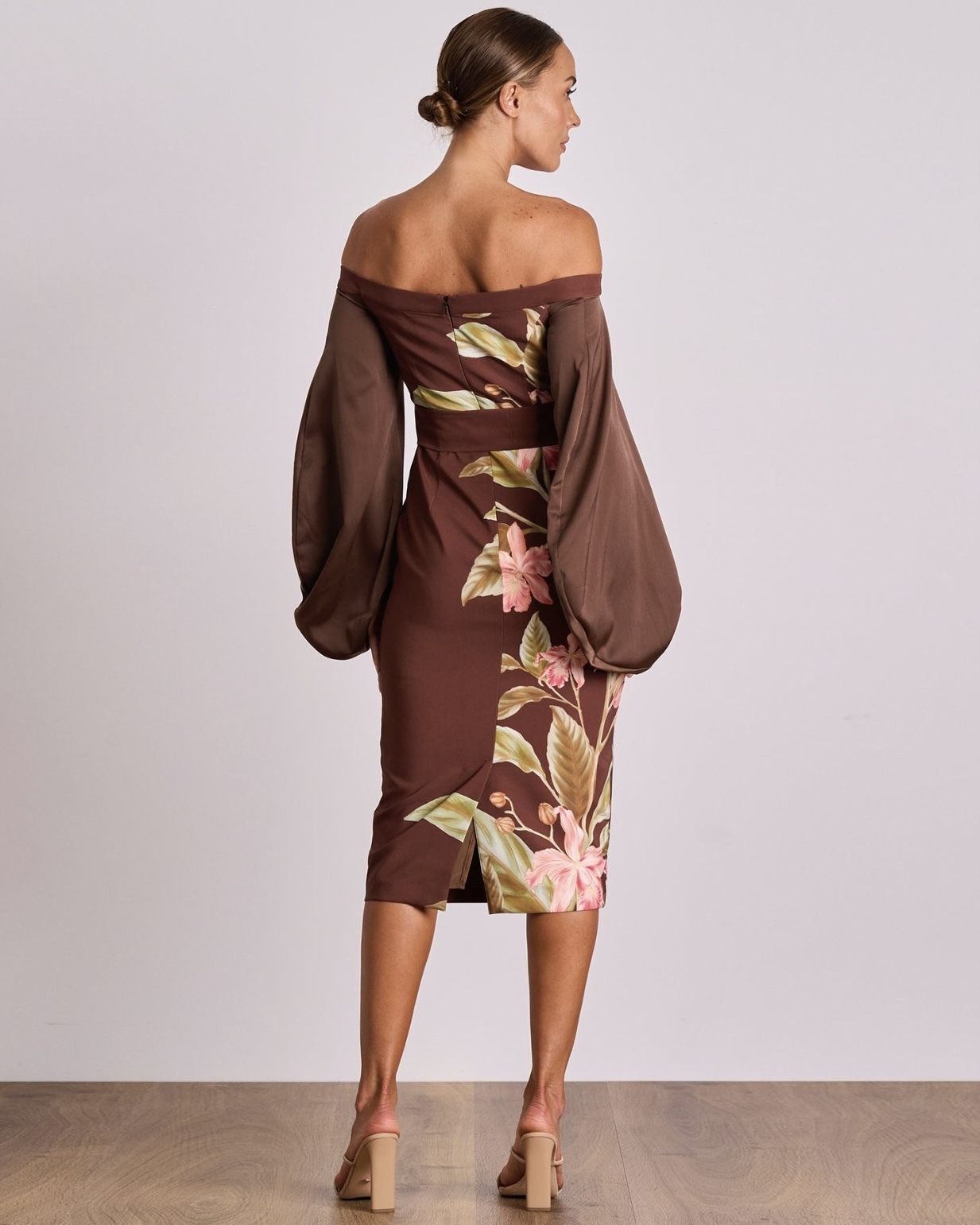 Josephine Shoulder Midi Dress by PASDUCHAS