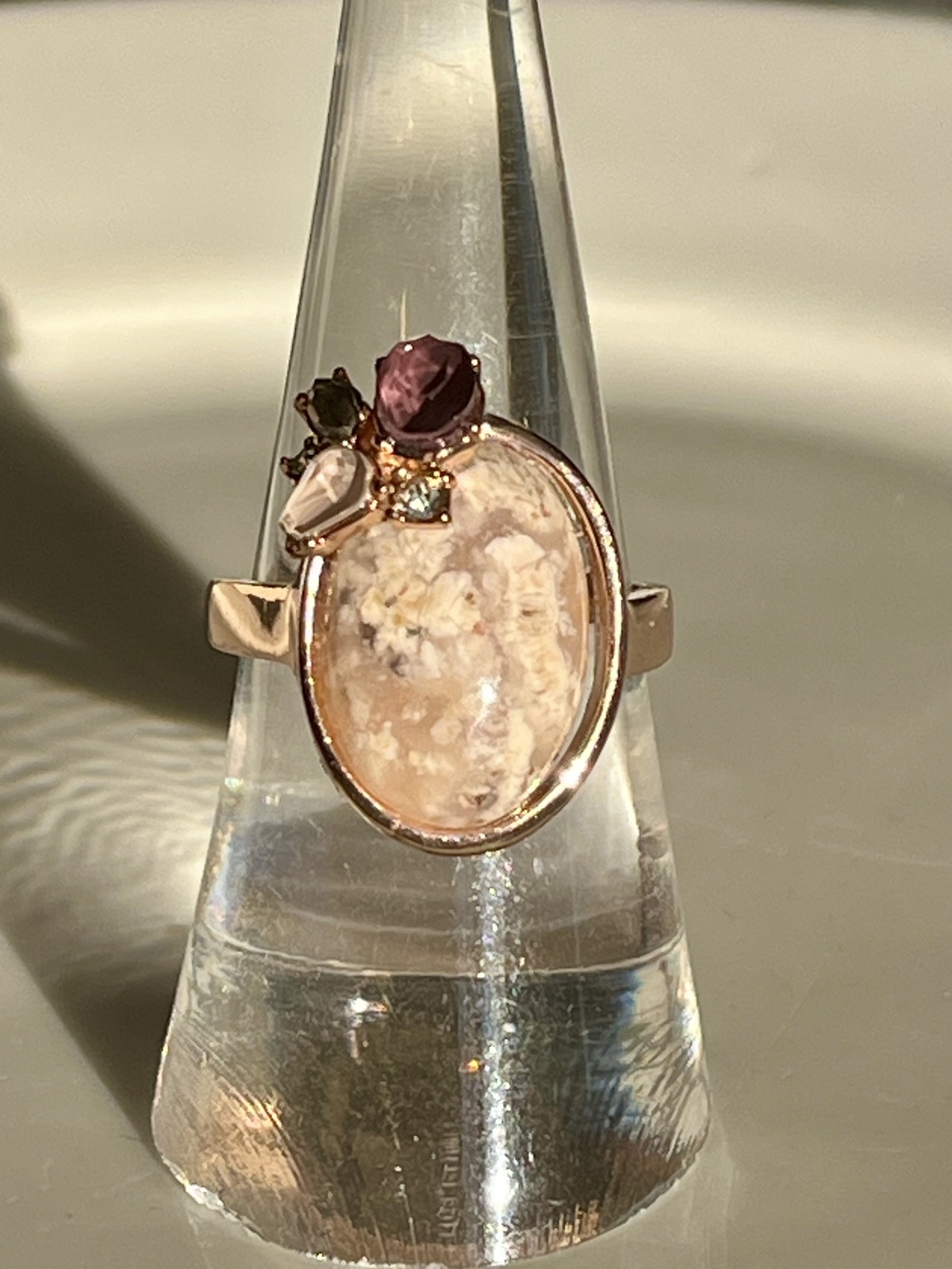 RARE ROSE GOLD RING WITH GENUINE GEMSTONES - 7.5 - INNC