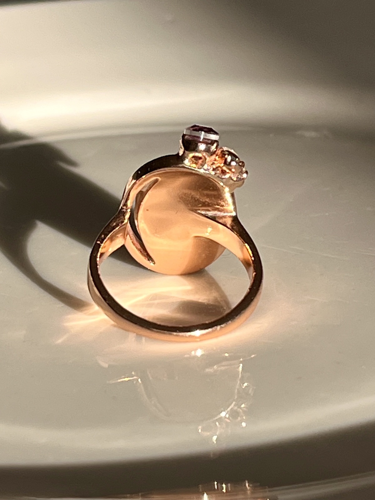 RARE ROSE GOLD RING WITH GENUINE GEMSTONES - 7.5 - INNC