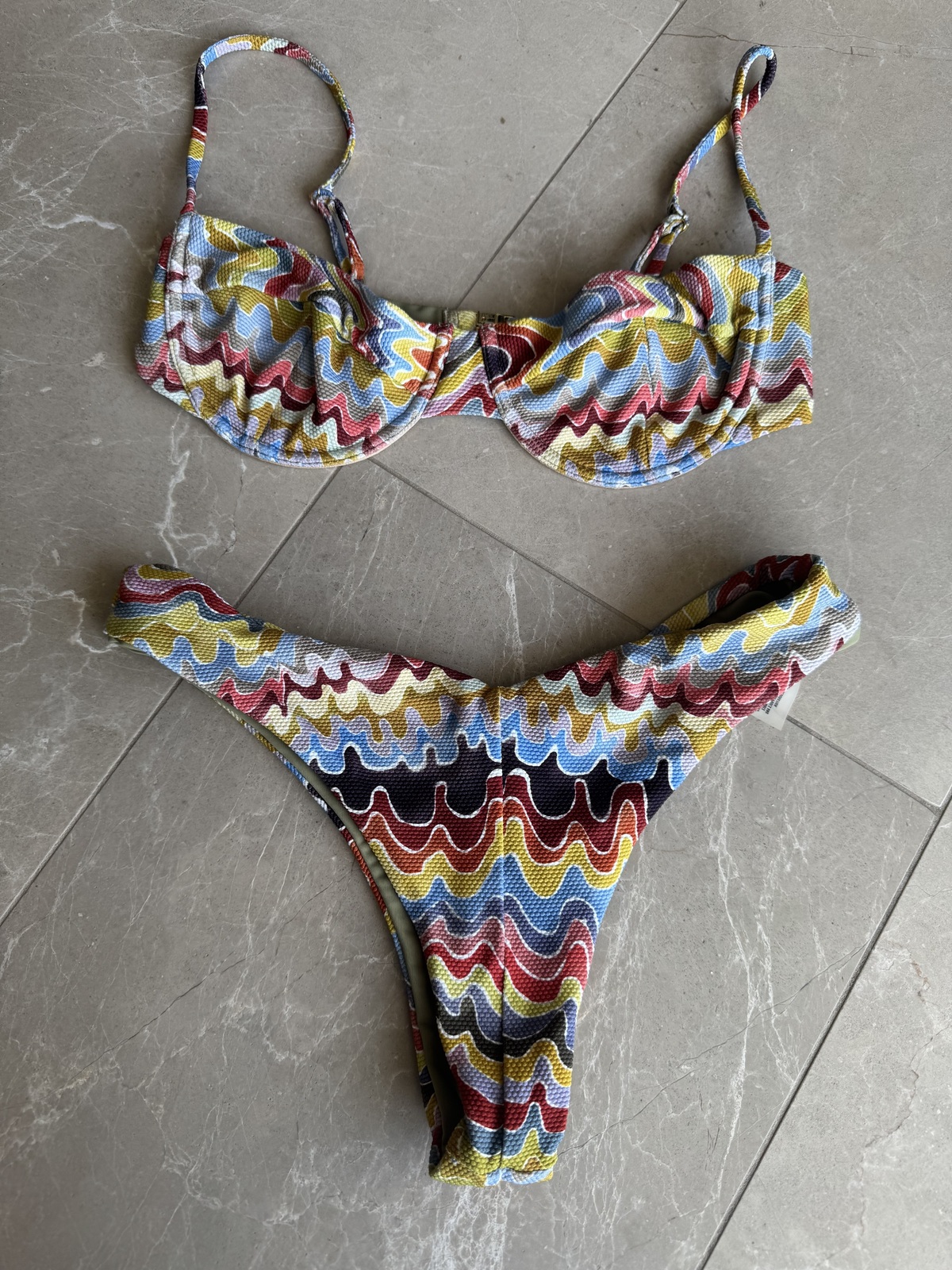 Apollo Top in Wave