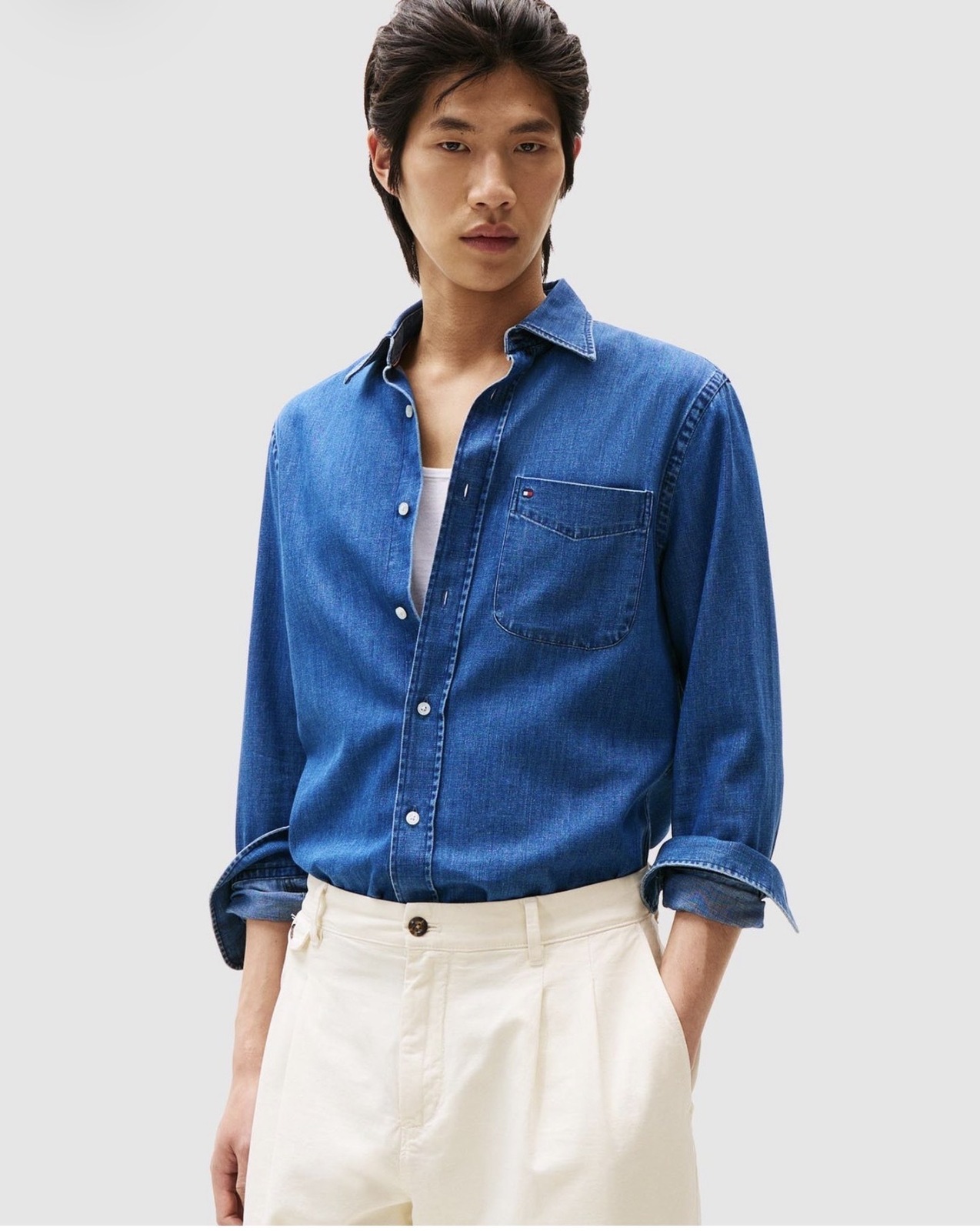 Regular fit lightweight denim