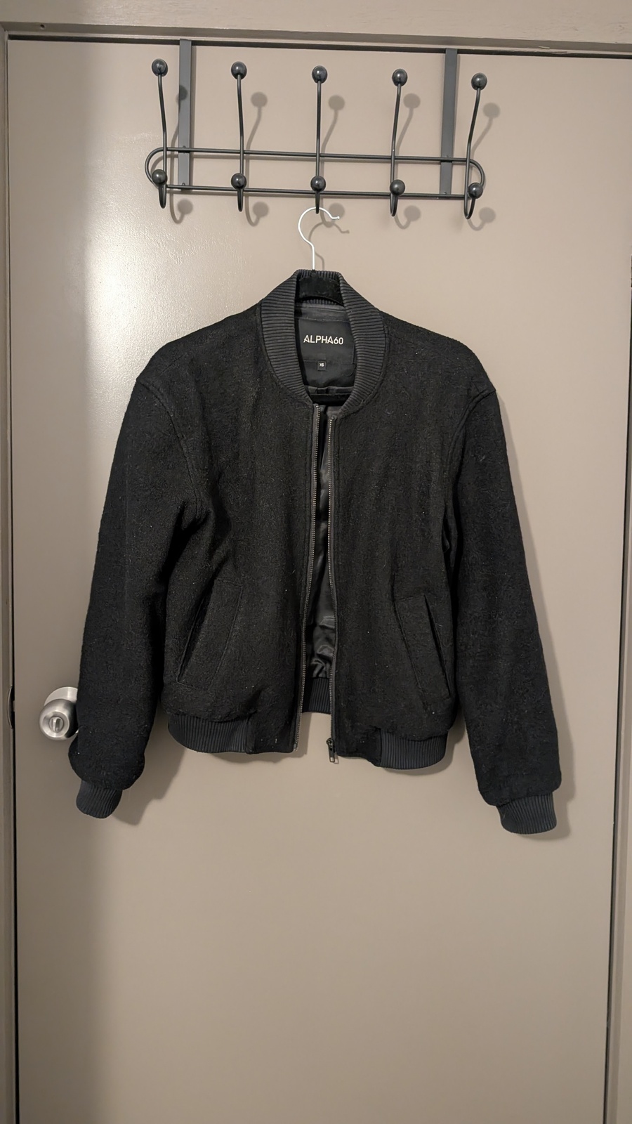 W20 |  JOELEEN BOMBER / BLACK
