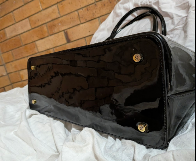 Beverly Hills Black Patent Leather Handbag - Gold Baroque Motif