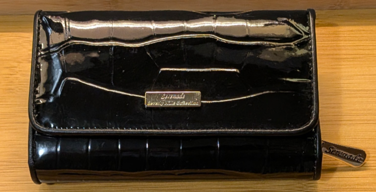 Beverly Hills Collection Black Patent Croc-Embossed Wallet/Purse