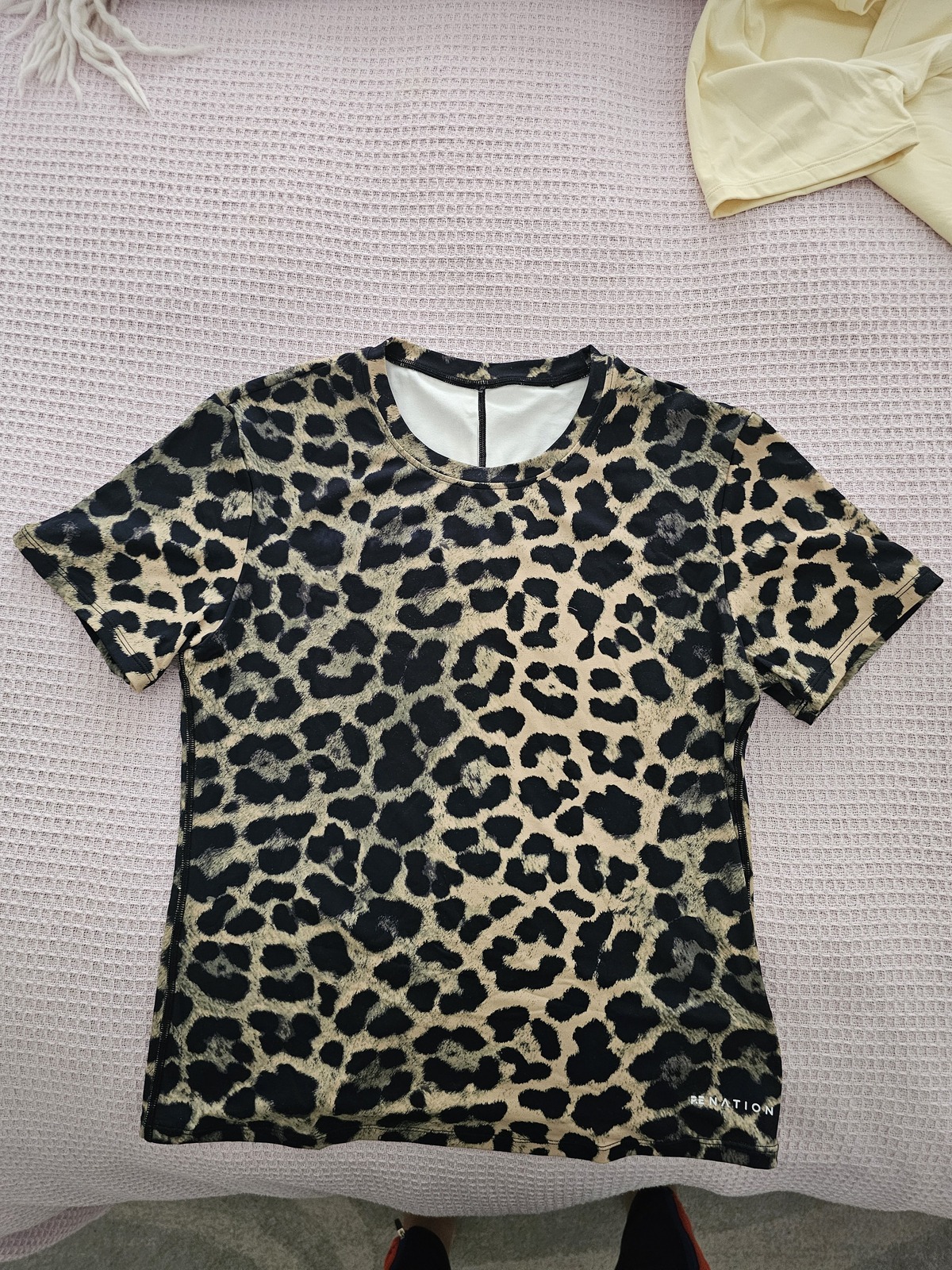FITTED TOPS