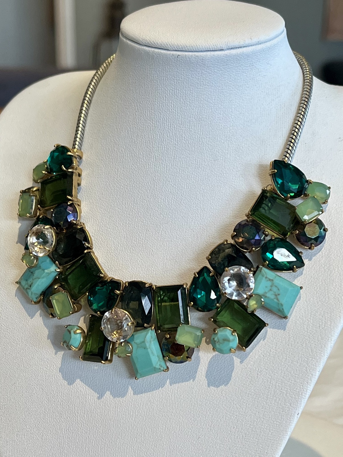 CASCADE NECKLACE WITH MULTI-TONED GREEN & TURQUOISE CRYSTALS