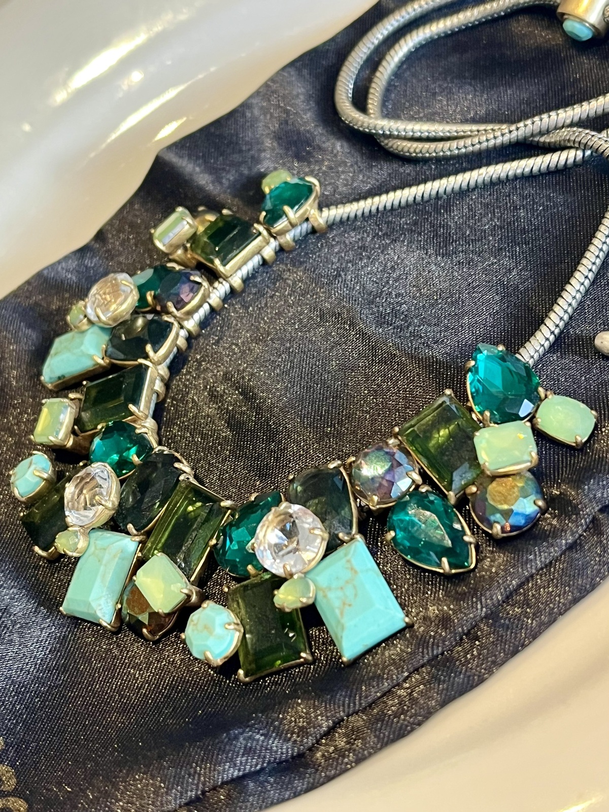 CASCADE NECKLACE WITH MULTI-TONED GREEN & TURQUOISE CRYSTALS