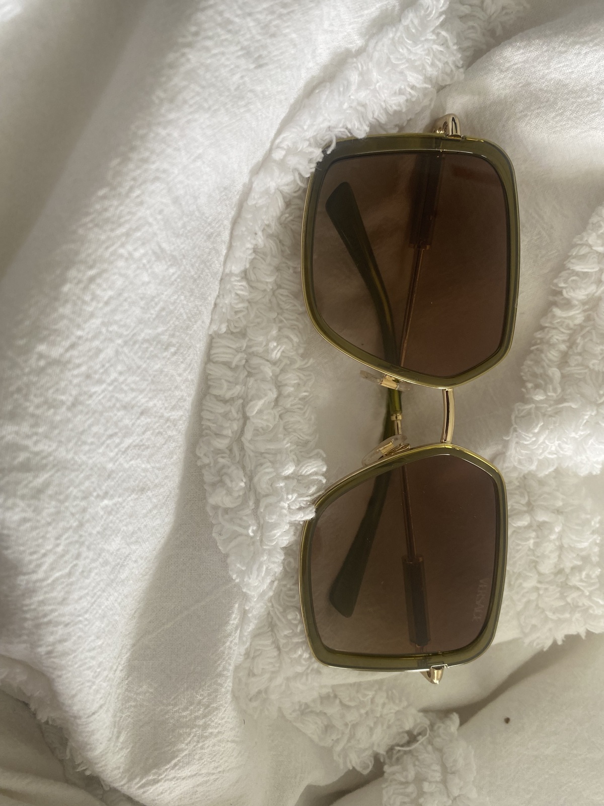 sunglasses green transparent 