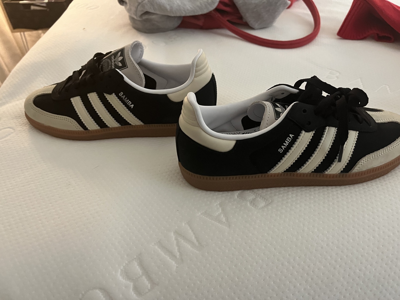 Samba OG — Women’s (Black/White/Gum)