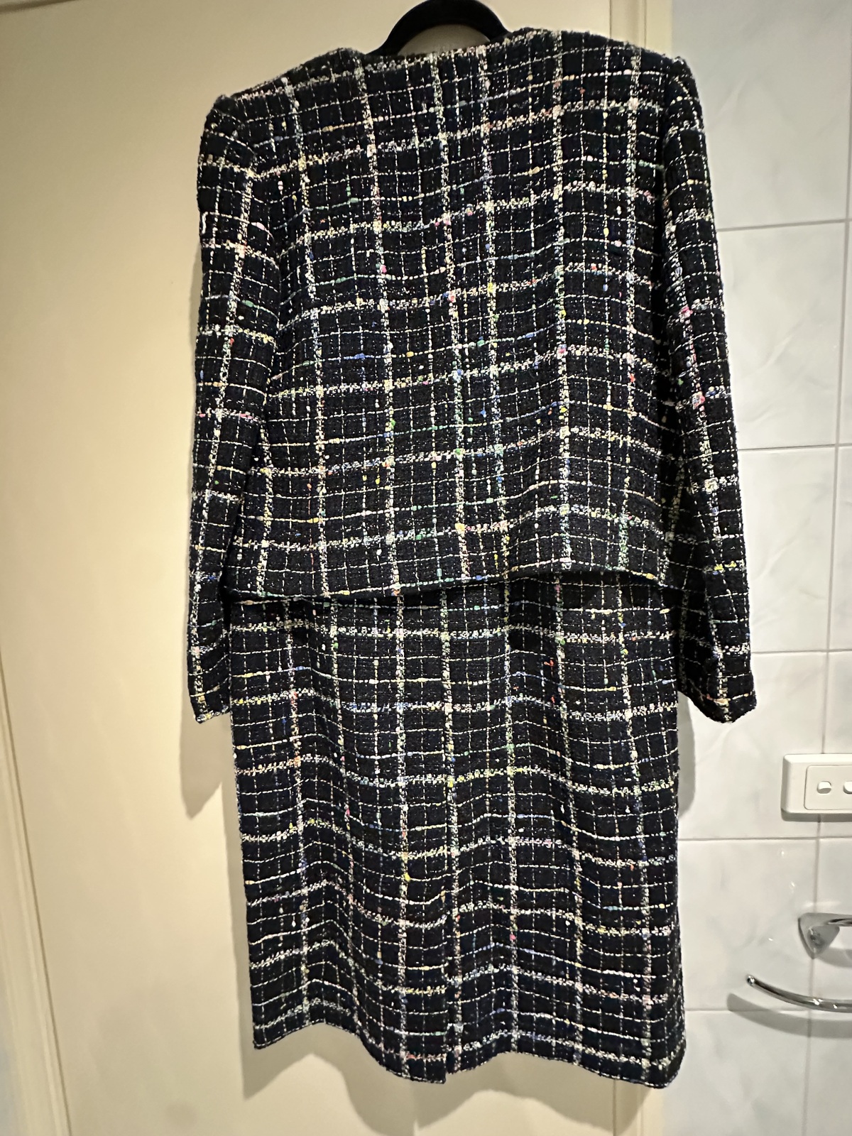BNWT new suit tweed jacket size 16. Dress advertised separately.