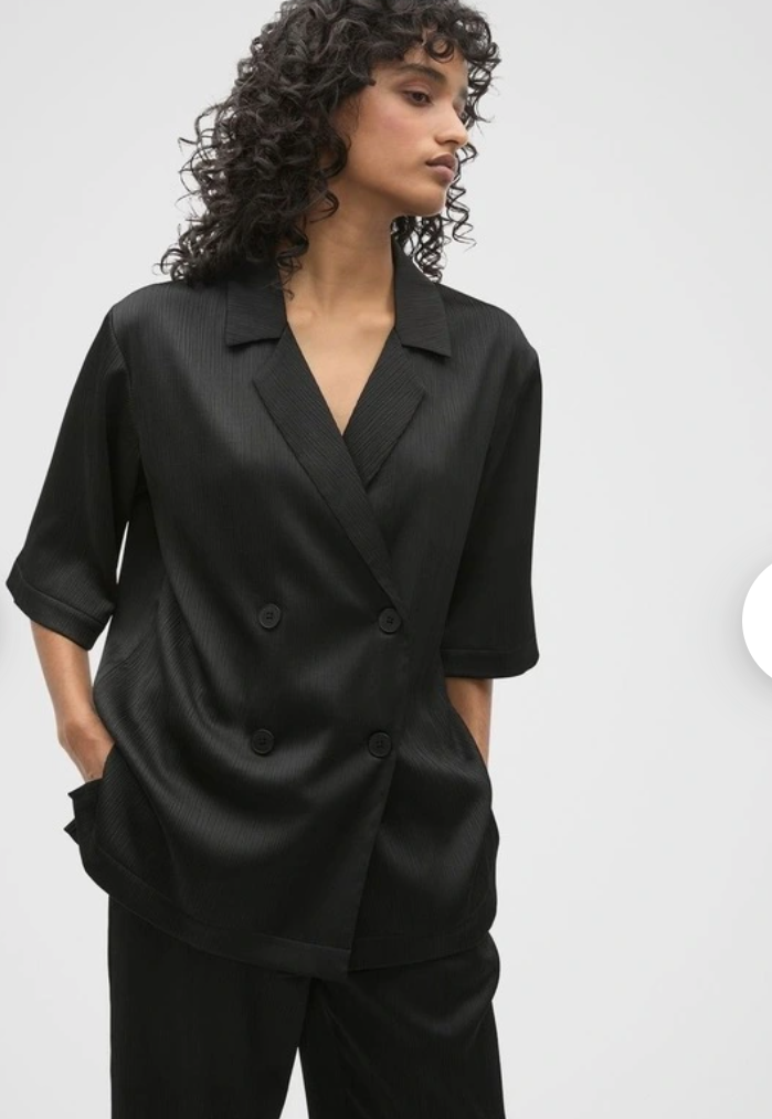 Plisse Short Sleeve Top Black