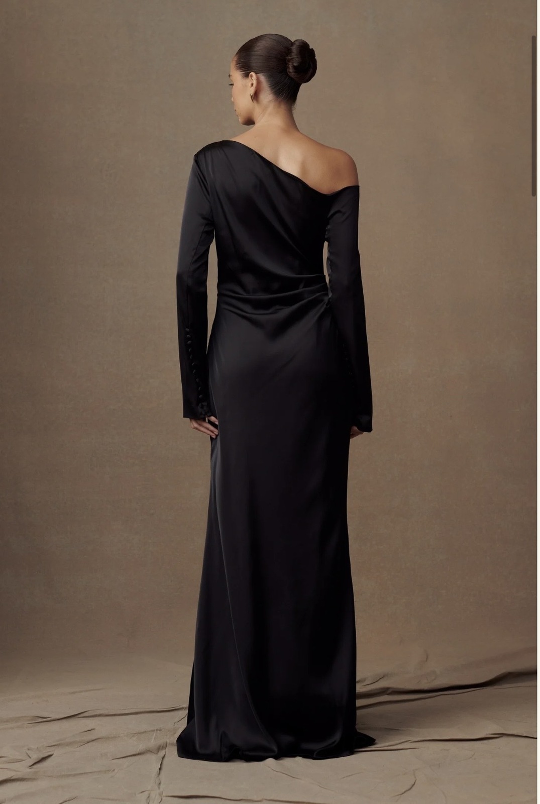 Avery Long Sleeve Maxi Dress - Black