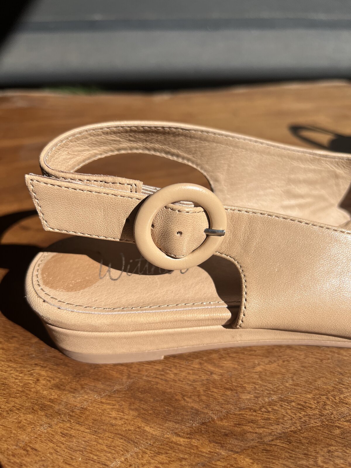 Alvin Sandals
