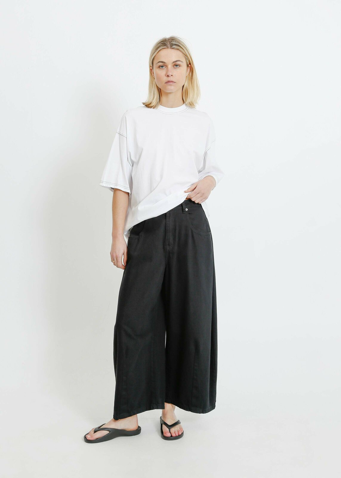 Ellie Jean / Black