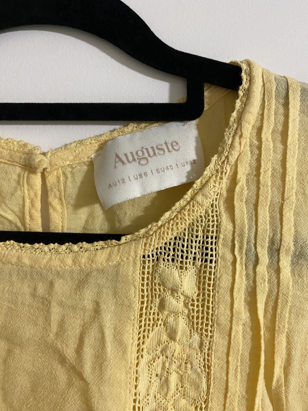 TOP YELLOW