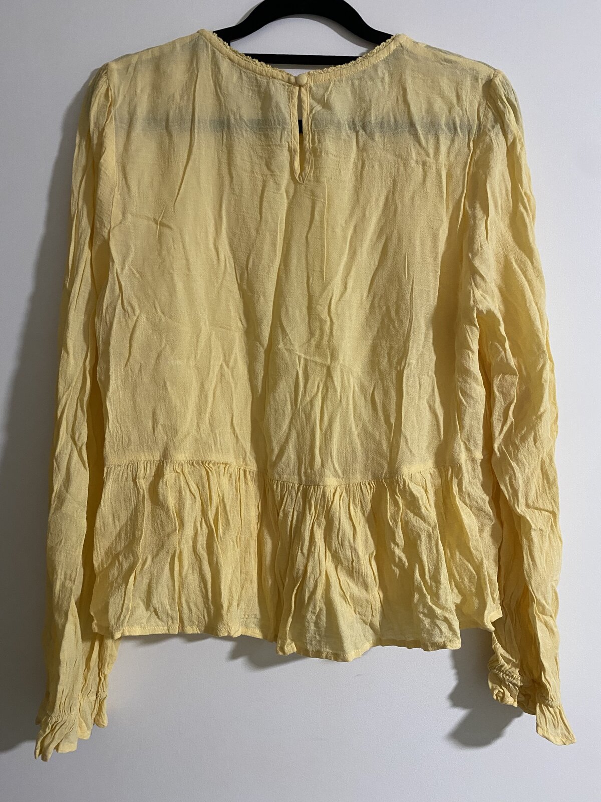 TOP YELLOW