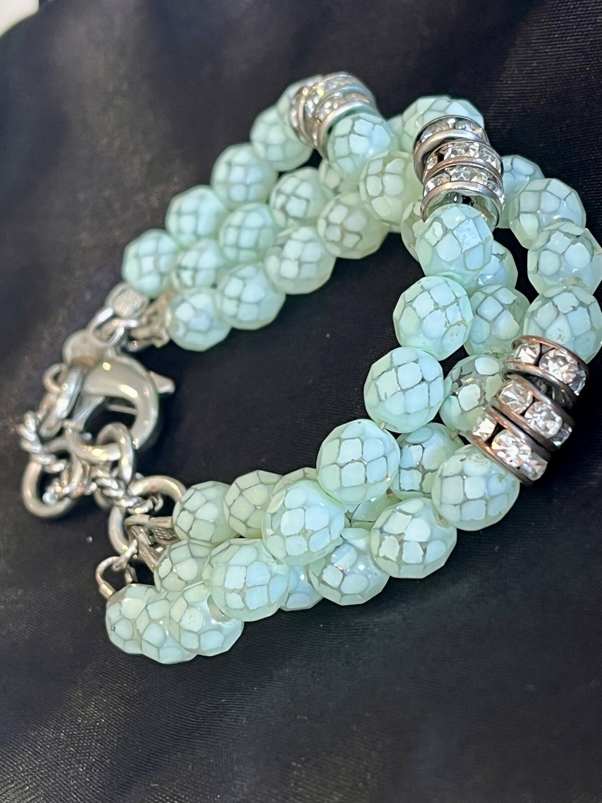 SERENE WRIST BRACELET WITH CZECH BEADS & SWAROVSKI RONDELLES