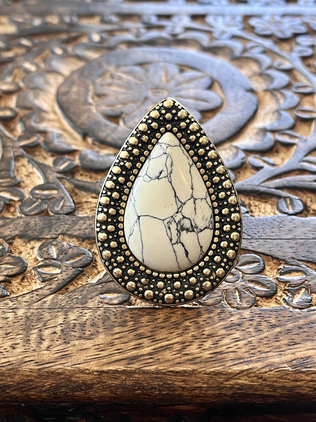 WHITE MARBLE BOHEMIAN BARDOT RING IN GOLD - INNC