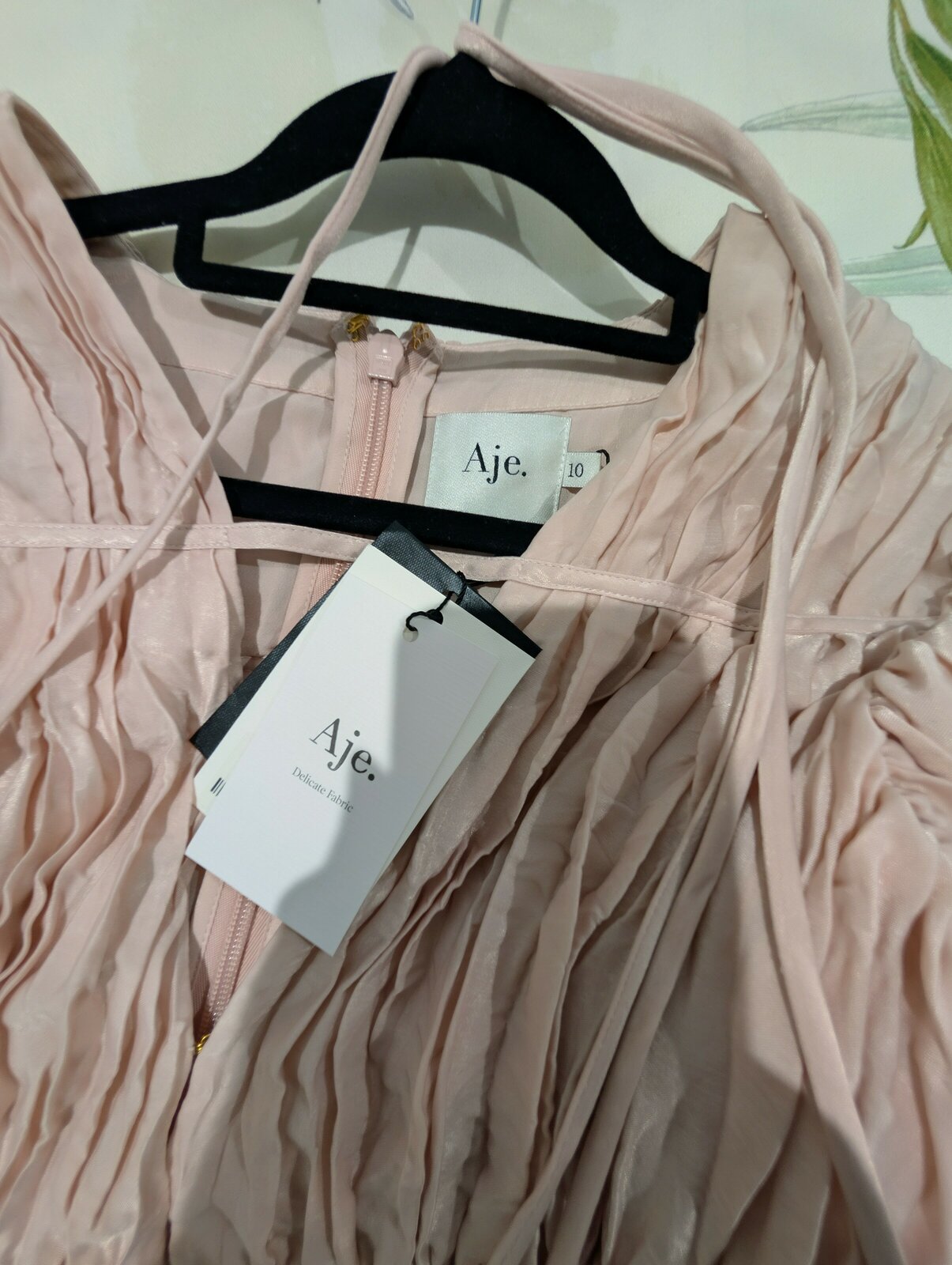 - Catalyst Pleated Pale Pink Dress Sz 10