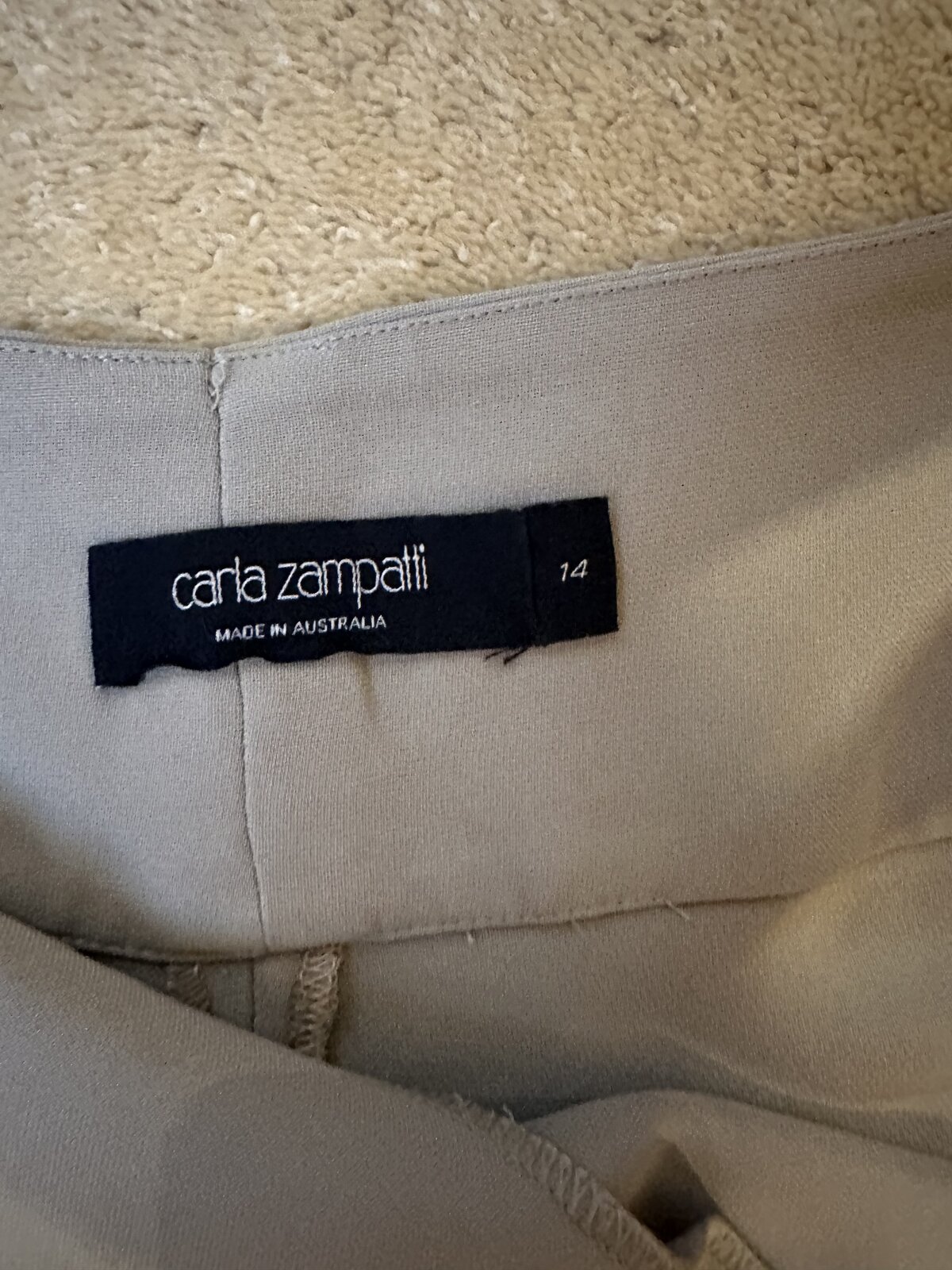 New kelp crepe pants, size 14. Jacket also available.