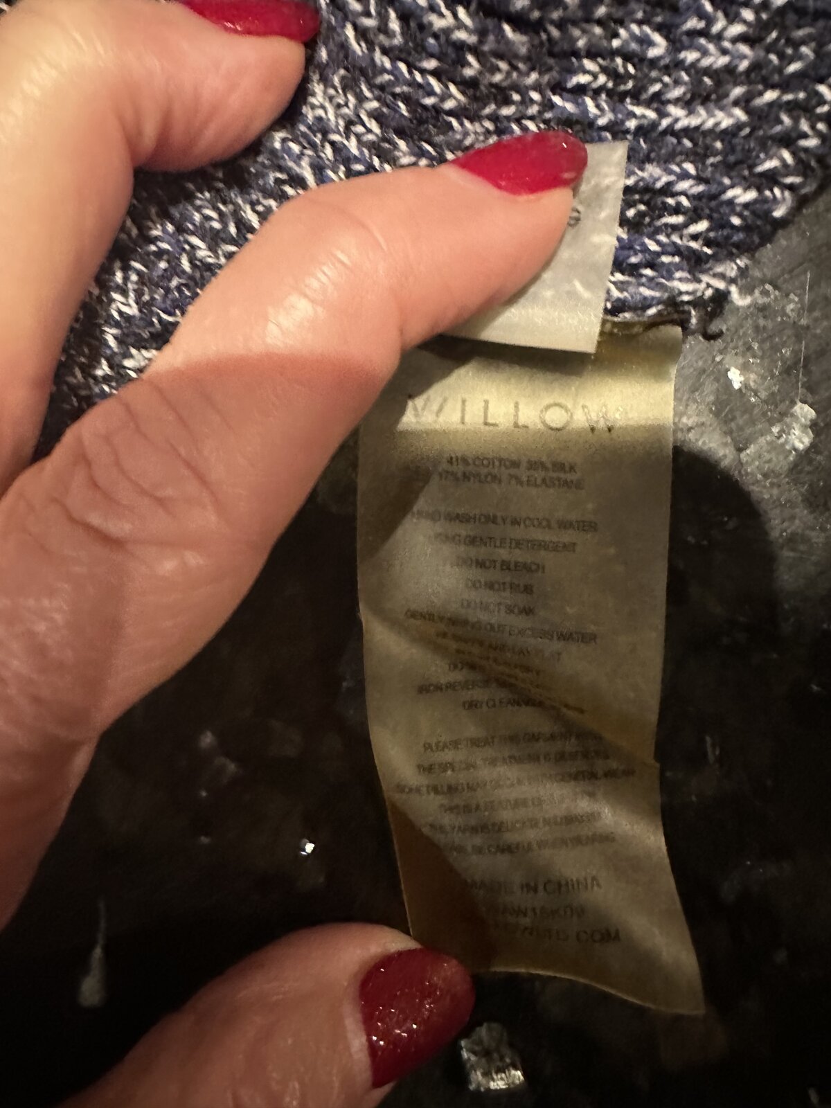 jumper size L, brand new. Stretchy. Suits M and L