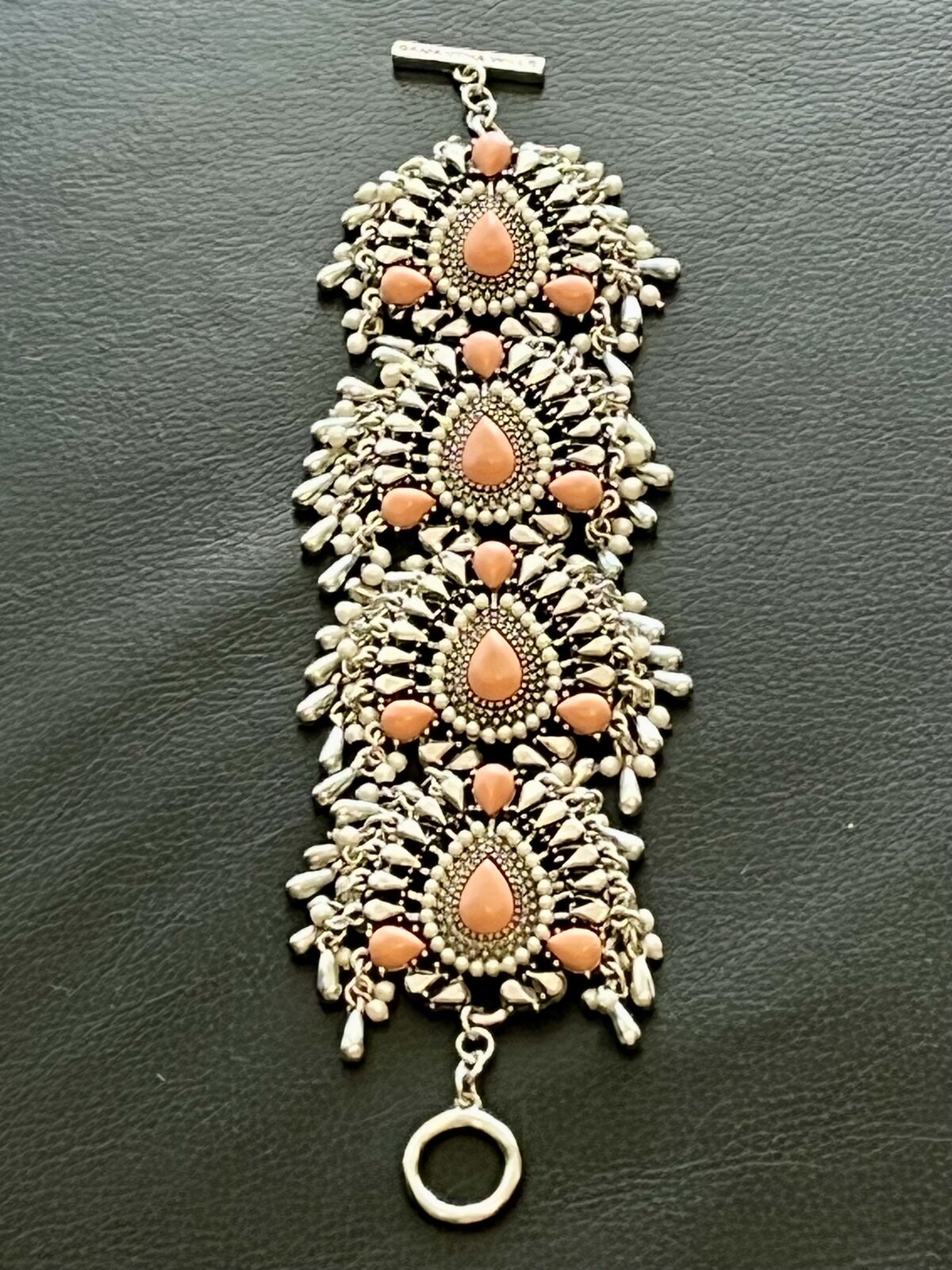 BOHEMIAN BRACELET IN ANTIQUE SILVER WITH CORAL AGATE & PEARLS