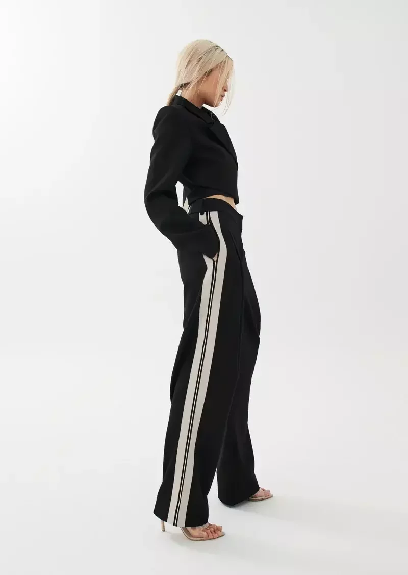 DOWNTOWN PANT IN BLACK