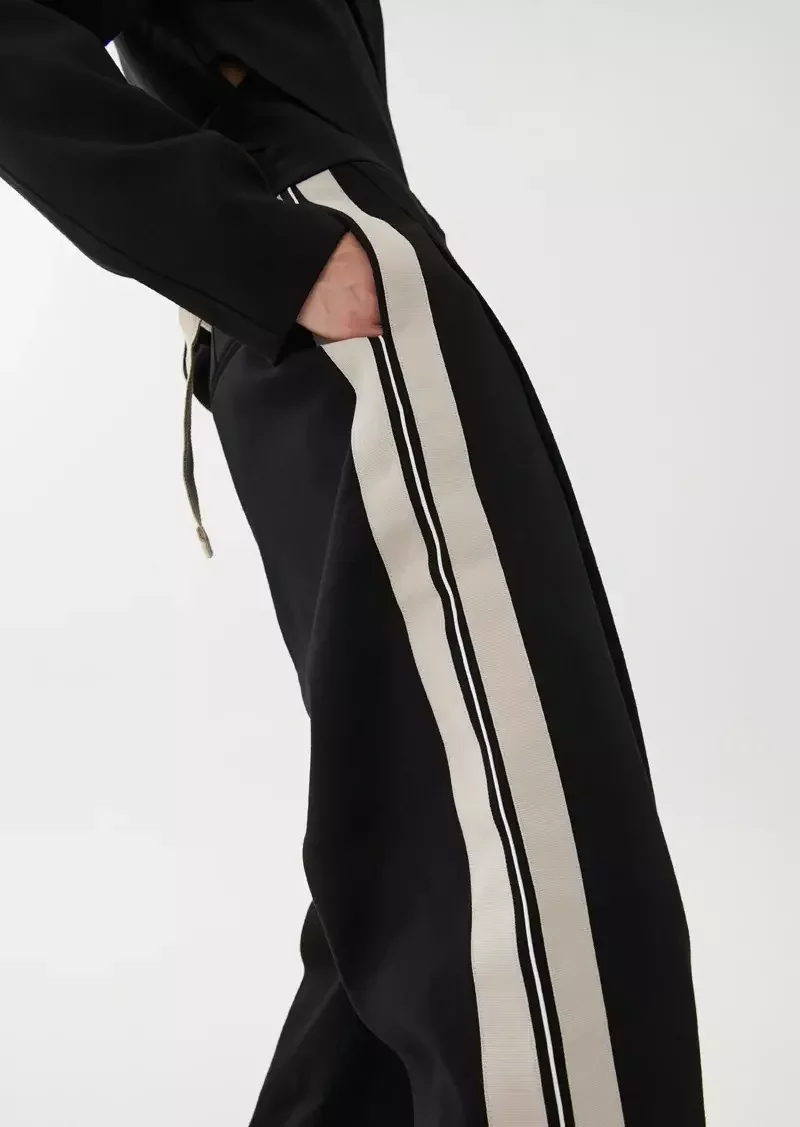 DOWNTOWN PANT IN BLACK