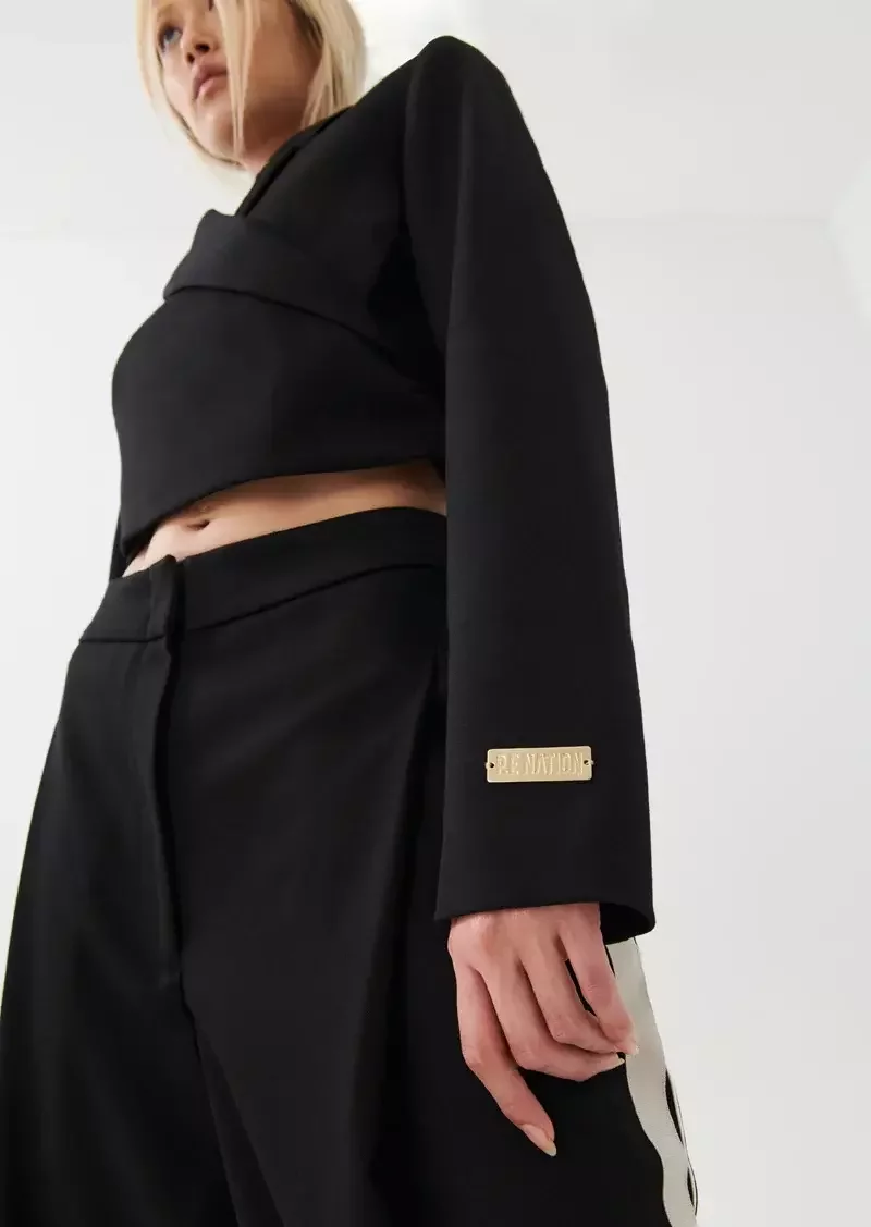 DOWNTOWN JACKET IN BLACK