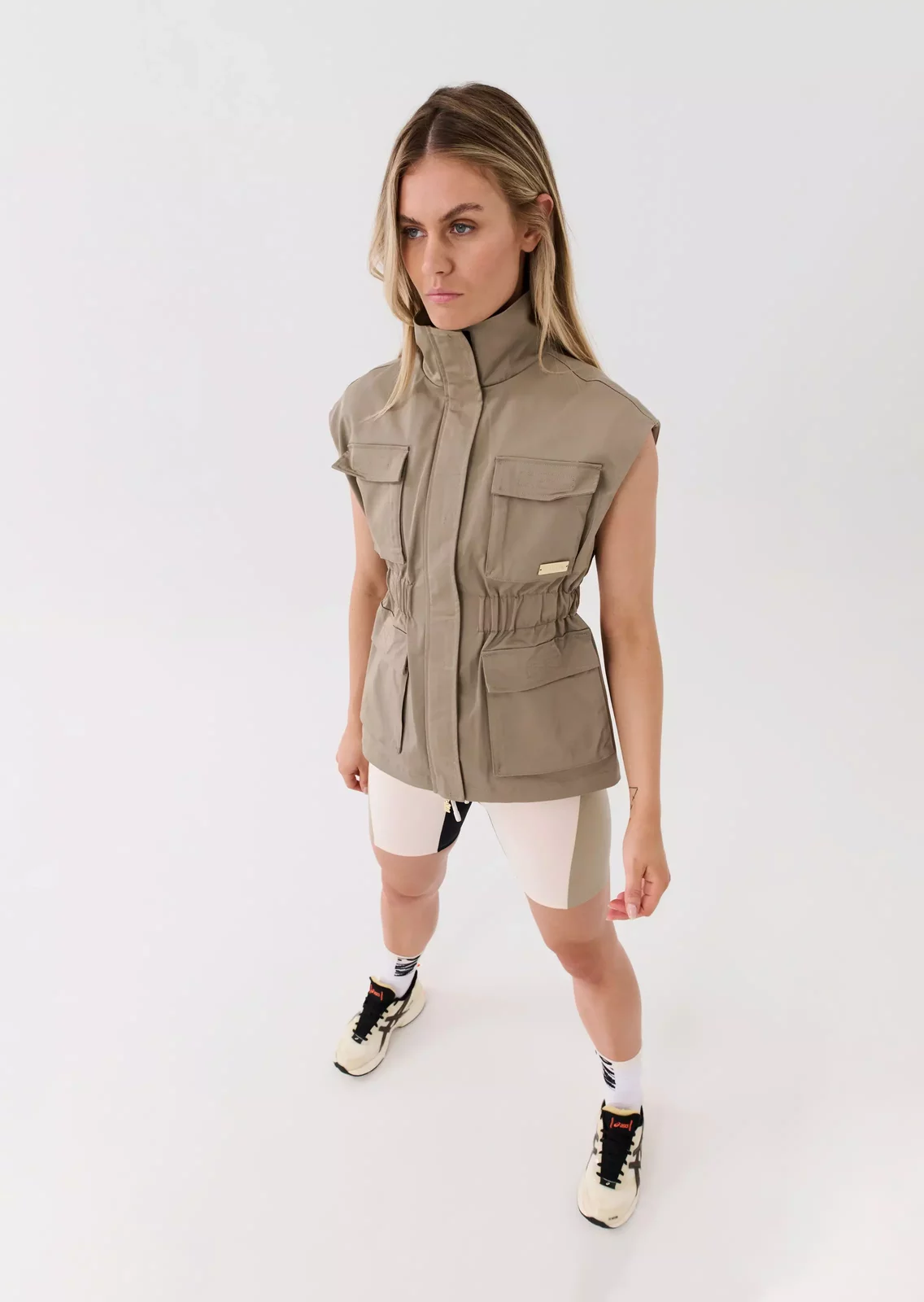 CROSSCOURT JACKET IN SILVER MINK