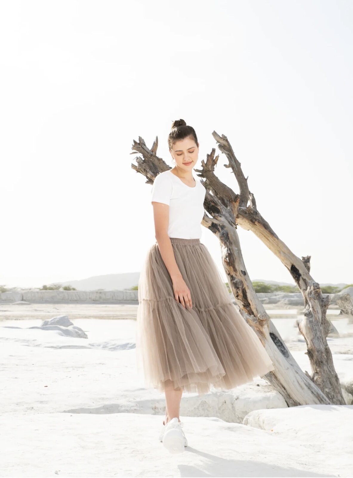 ARIZONA RUFFLE TULLE SKIRT - TAN BROWN