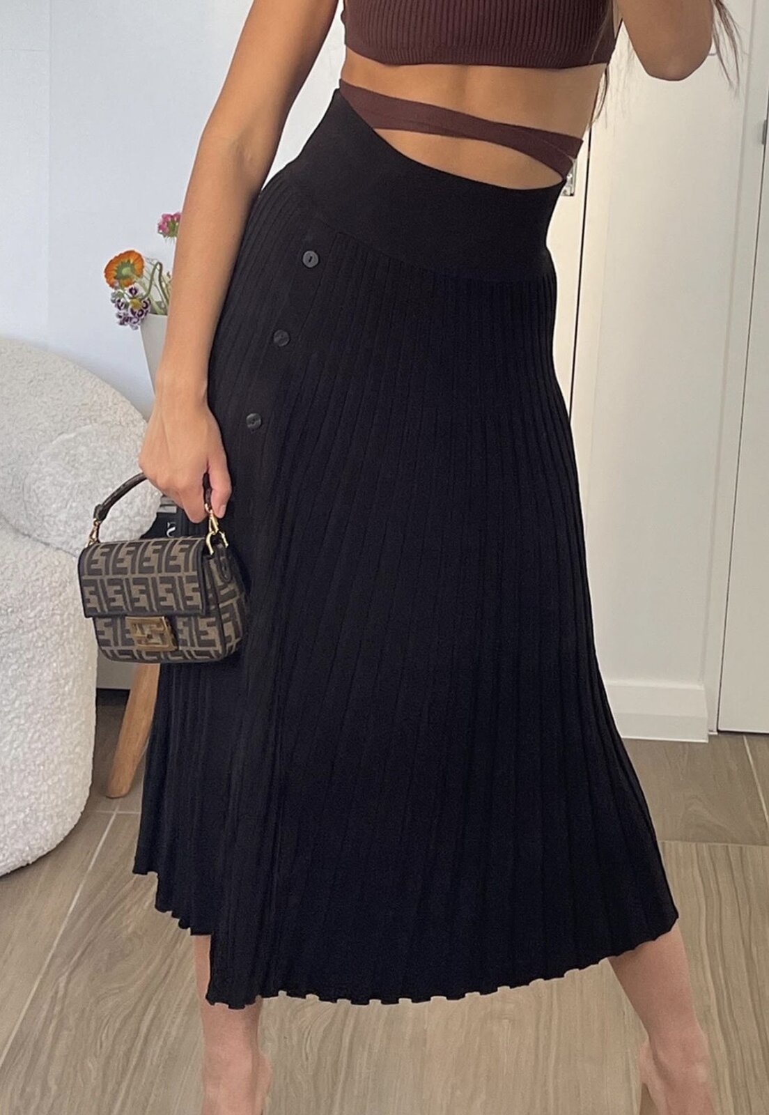 – Fall For You Pleated Midi Skirt | Size S | BNWT