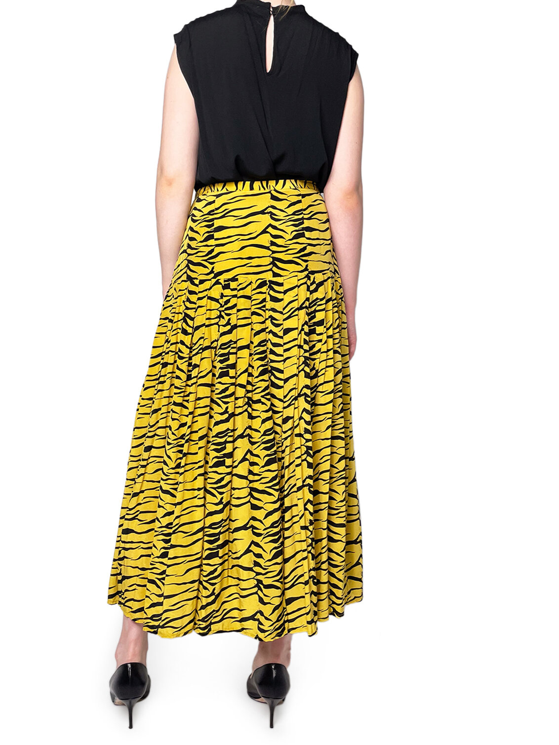Black Silk Crepe Top with Ruffle