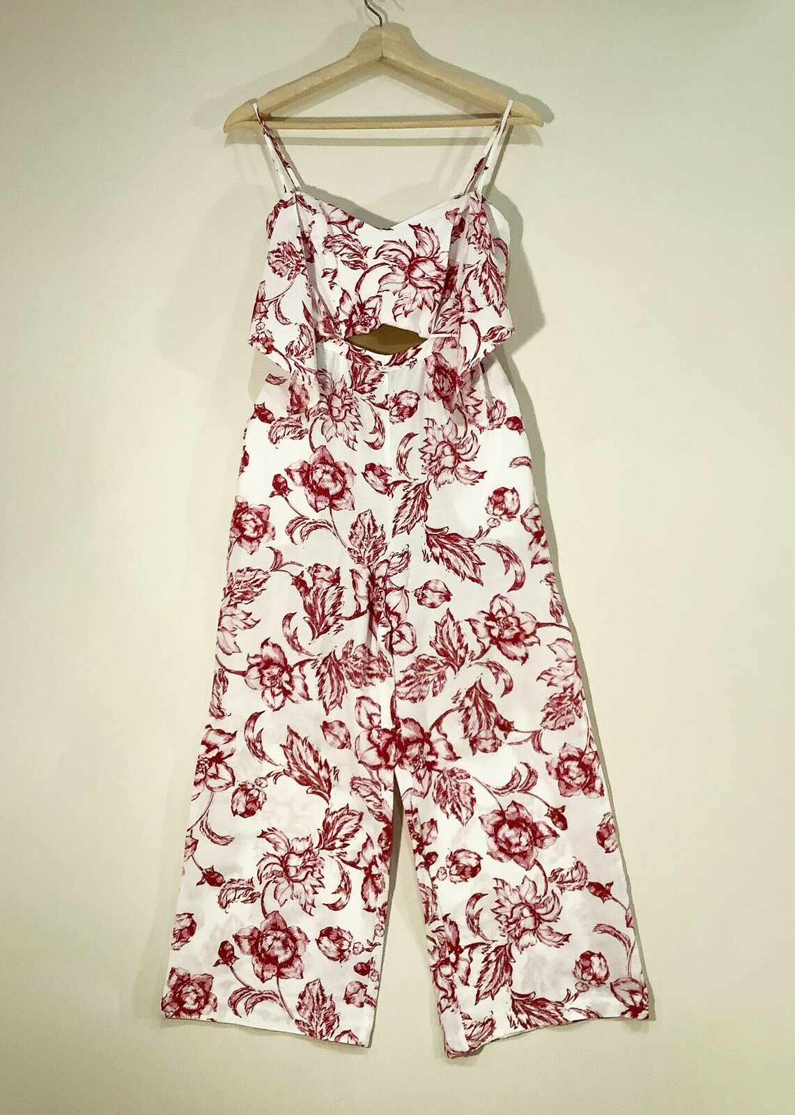 Tahlia Jumpsuit (Pink Floral) – Size 6 – Good Condition