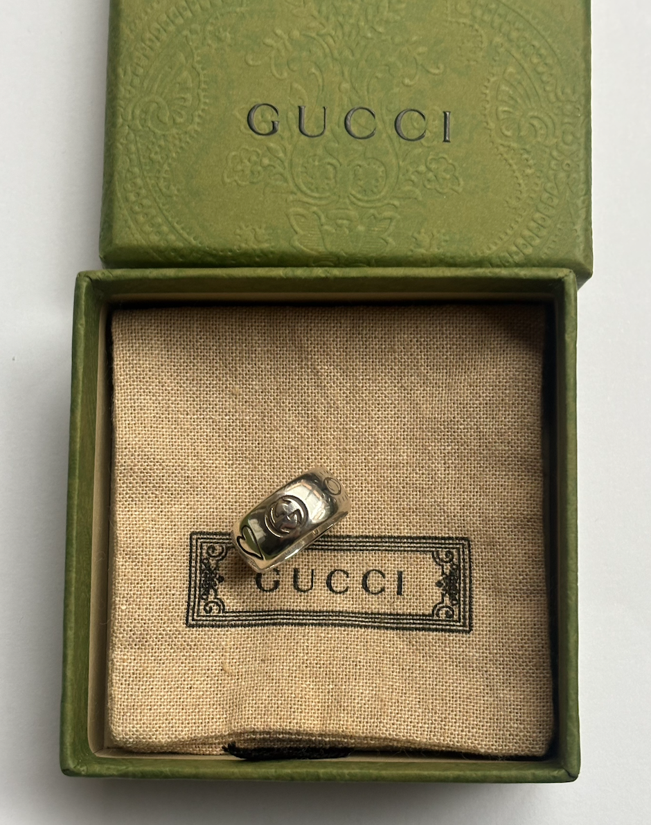 'Blind For Love ring' in silver