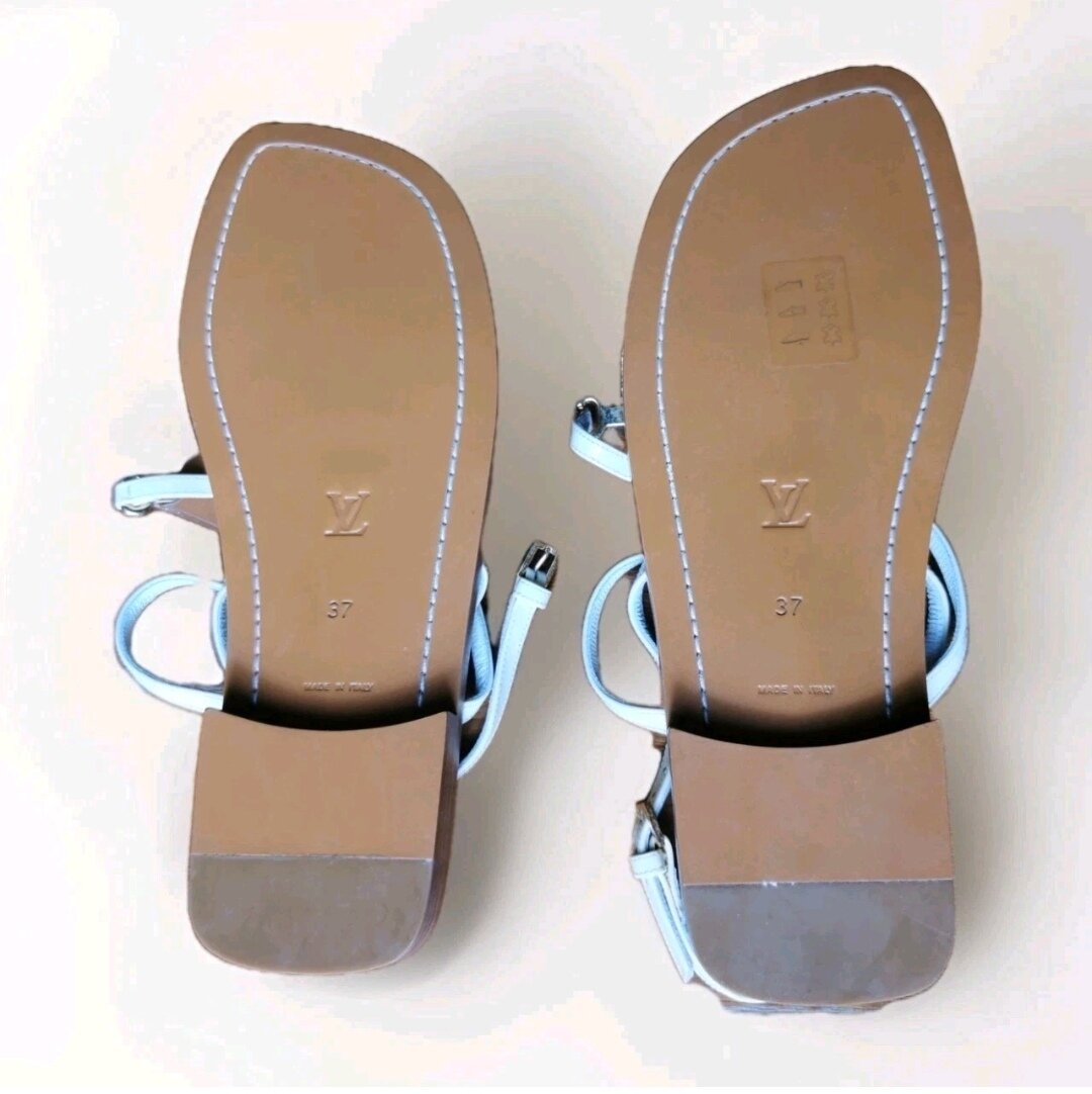 BN Monogram Cutout Leather Flat Thong Sandals Sz 37 Made In Italy