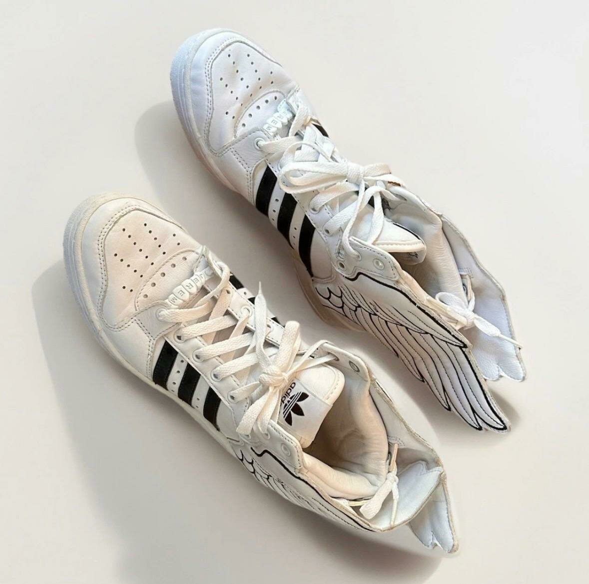  Wings Unisex - White Color Men EU Size 39 1/3 Never Worn
